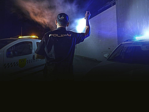 Fenix - TK22 TAC LED svítilna s akumulátorem 5000 mAh - 2800 lumenů - TK22 TAC