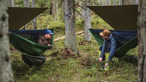 Lesovik - Turistická houpací síť DRAKA s moskytiérou a závěsem SNEKA - Treetop Green