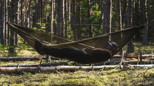 Lesovik - Lehká turistická houpací síť SUL se zavěšením SMUK UL - Forest Green