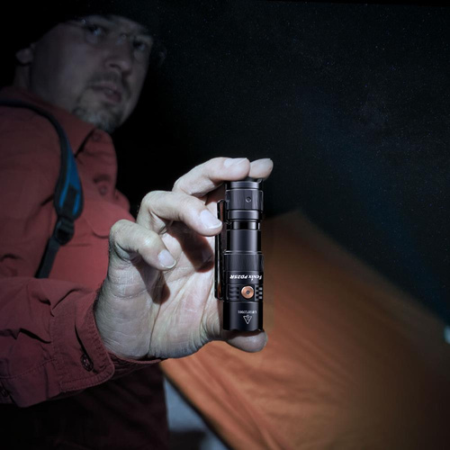 Fenix - PD25R LED svítilna s akumulátorem 700 mAh - 800 lumenů - PD25R