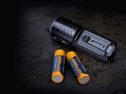 Fenix - Nabíjecí LED svítilna LR35R - 10000 lm