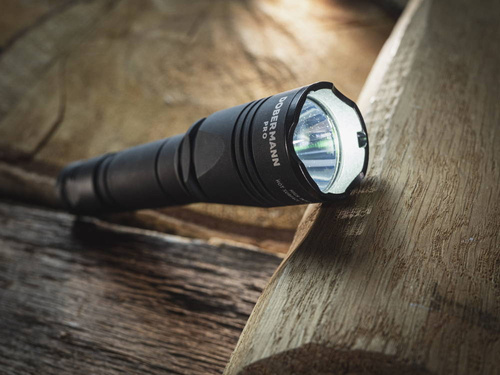Armytek - Taktická svítilna Dobermann Pro Magnet USB - bílá - 1500 lumenů - F07501C