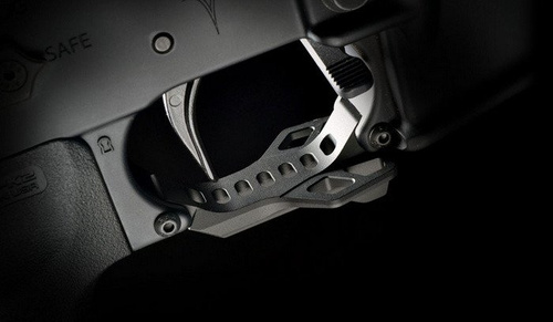 Strike Industries - Hliníkový chránič spouště Cobra Billet - černý - SI-BTG-COBRA-BK