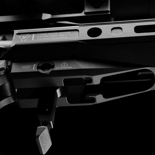 Strike Industries - Hliníkový chránič ruky Gridlok LITE 8,5" - AR-15 - černý - SI-GRIDLOK-LITE-8.5-BK