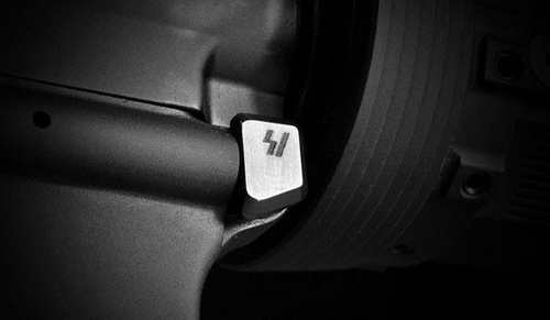 Strike Industries - Vylepšené díly dolního přijímače AR - SI-AR-E-LRPLT