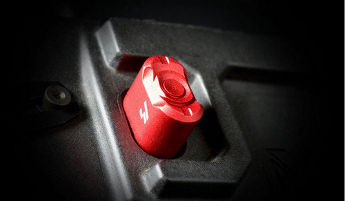 Strike Industries - Strike Magazine Catch - červený - SI-AR-SMC-RED