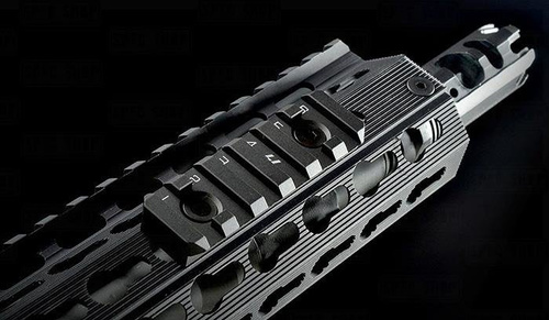 Strike Industries - LINK KeyMod / M-LOK lišta - 6 slotů - černá - LINK-RS-6
