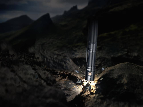 Fenix - Dobíjecí LED svítilna E28R - 1500 lm