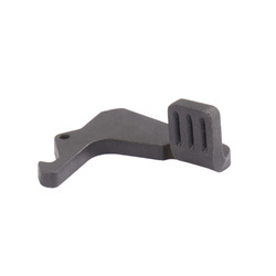 MFT - Nadrozměrná nabíjecí rukojeť Tac Latch EvolV - AR-15 / M4 / M16 - černá - E2OCHL-BL