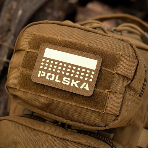M-Tac - Nášivka s vlajkou a nápisem Polsko - Laserem řezaná - pixely/obdélník - Coyote / Fluo - 51007205