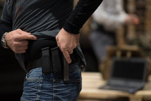 Direct Action - Nízkoprofilové pouzdro na pistolové zásobníky - 9mm/.40/.45 - Kojotí hnědá - PO-PTLP-CD5-CBR
