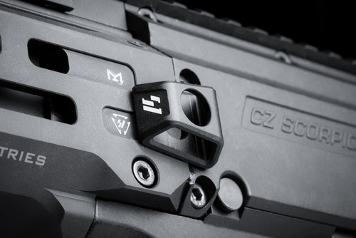 Strike Industries - Ploché rychloupínací pouzdro pro Scorpion EVO 3 - černé - SI-CEVO-FQD