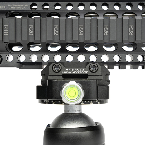 Strike Industries - Adaptér pro Picatinny Arca také 1/4" a 3/8" - QD závěs - SI-ARCA-TRI-PADA-BK
