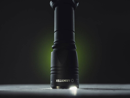 Armytek - Taktická svítilna Dobermann Pro Magnet USB - bílá - 1500 lumenů - F07501C