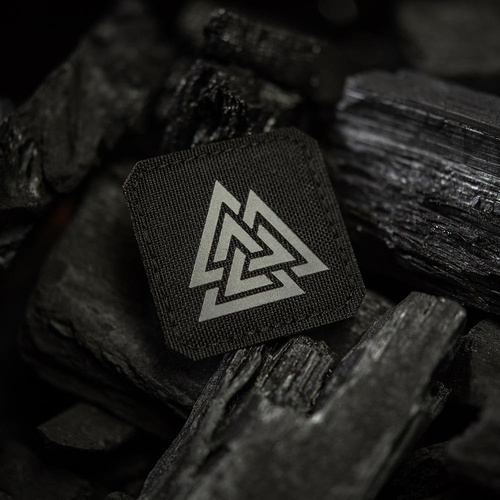 M-Tac - Laserem řezaná čtvercová nášivka Valknut - černá / šedá - 51162211