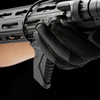Strike Industries - Úhlová rukojeť Link se systémem vedení kabelů - M-LOK / KeyMod - Flat Dark Earth - SI-AR-HSFG-FDE