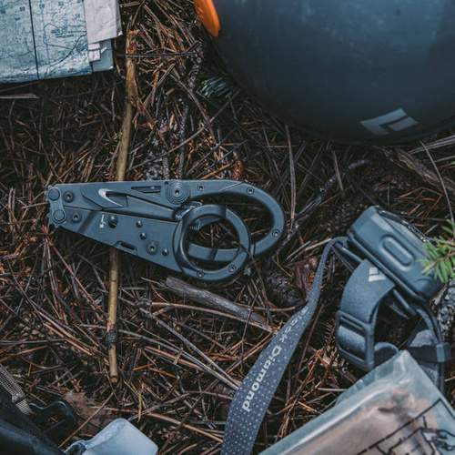 SOG - Multitool / nůžky ParaShears - 11 nástrojů - černá - 23-125-01-43