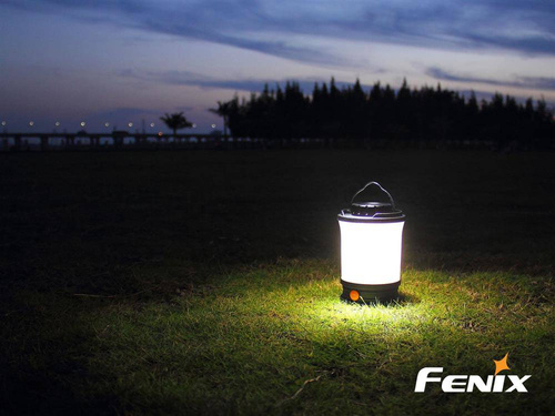 Fenix - Kempingová LED svítilna - 650 lumenů - 18650 - černá - CL30R