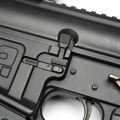 Strike Industries - Vylepšená západka šroubu pro AR10 - černá - SI-AR10-EBC
