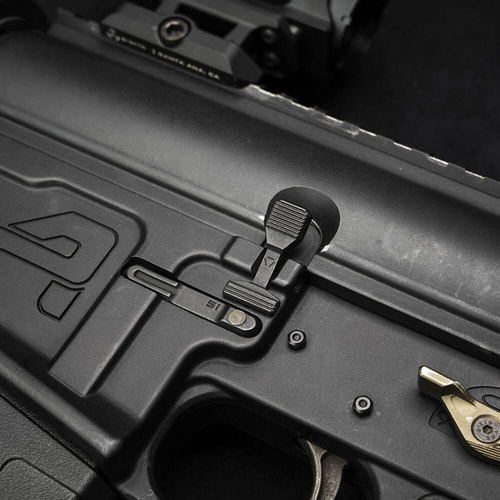 Strike Industries - Vylepšená západka šroubu pro AR10 - černá - SI-AR10-EBC