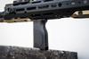 Strike Industries - M-LOK® úhlová vertikální rukojeť - dlouhá - FDE - SI-AR-CMAG-L