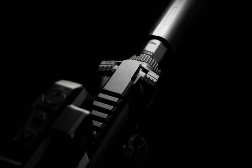 Strike Industries - Nabíjecí rukojeť T-Bone pro .223/5.56 AR15 - černá - SI-AR-TBCH-223-BK-BK
