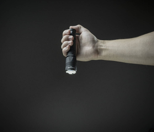 Armytek - Taktická svítilna Dobermann Pro Magnet USB - bílá - 1500 lumenů - F07501C
