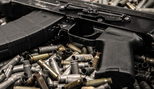 Magpul - MOE® AK Grip pro AK-47 / AK-74 - černý - MAG523