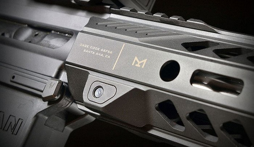 Strike Industries - Strike Rail Handguard pro AR-15 - 13,5" - Černá - SI-StrikeRail-135-BK