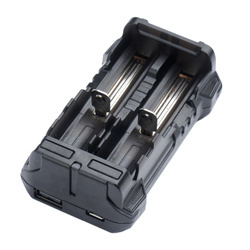 Armytek - Nabíječka Handy C2 Pro - funkce powerbanky - A02901