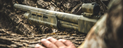 Magpul - MOE® M-LOK® Forend pro Mossberg® 590/590A1 - oranžová - MAG494 ORG