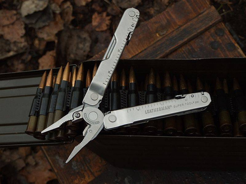 Leatherman - Multifunkční nářadí - Super Tool® 300 - stříbrné - 831148