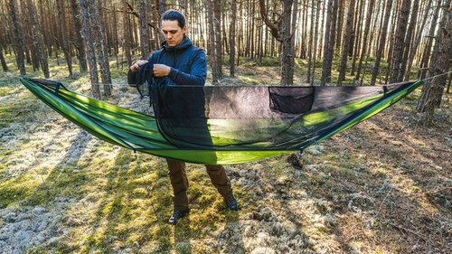 Lesovik - Turistická houpací síť DRAKA s moskytiérou a závěsem SNEKA - Treetop Green