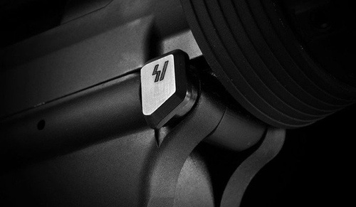 Strike Industries - Prodloužené čepy pro AR - černé - SI-AR-EPTP-BK