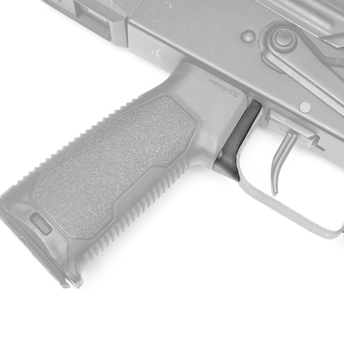 Strike Industries - Víceúhlová pistolová rukojeť pro AK - FDE - SI-AK-MAPG-FDE