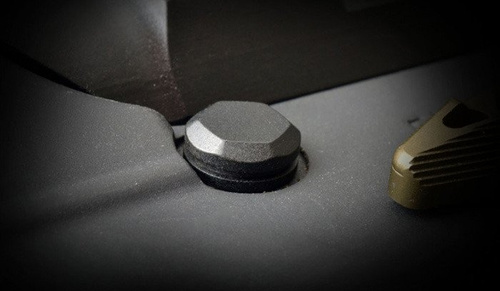 Strike Industries - Ultra Light Pivot / Takedown Pins pro AR-15 - černý - SI-AR-UL-EPTP-BK