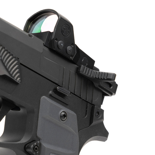 Strike Industries - oboustranná boční nabíjecí rukojeť pro pistoli Sig Sauer P320 - černá - SI-P320-CH